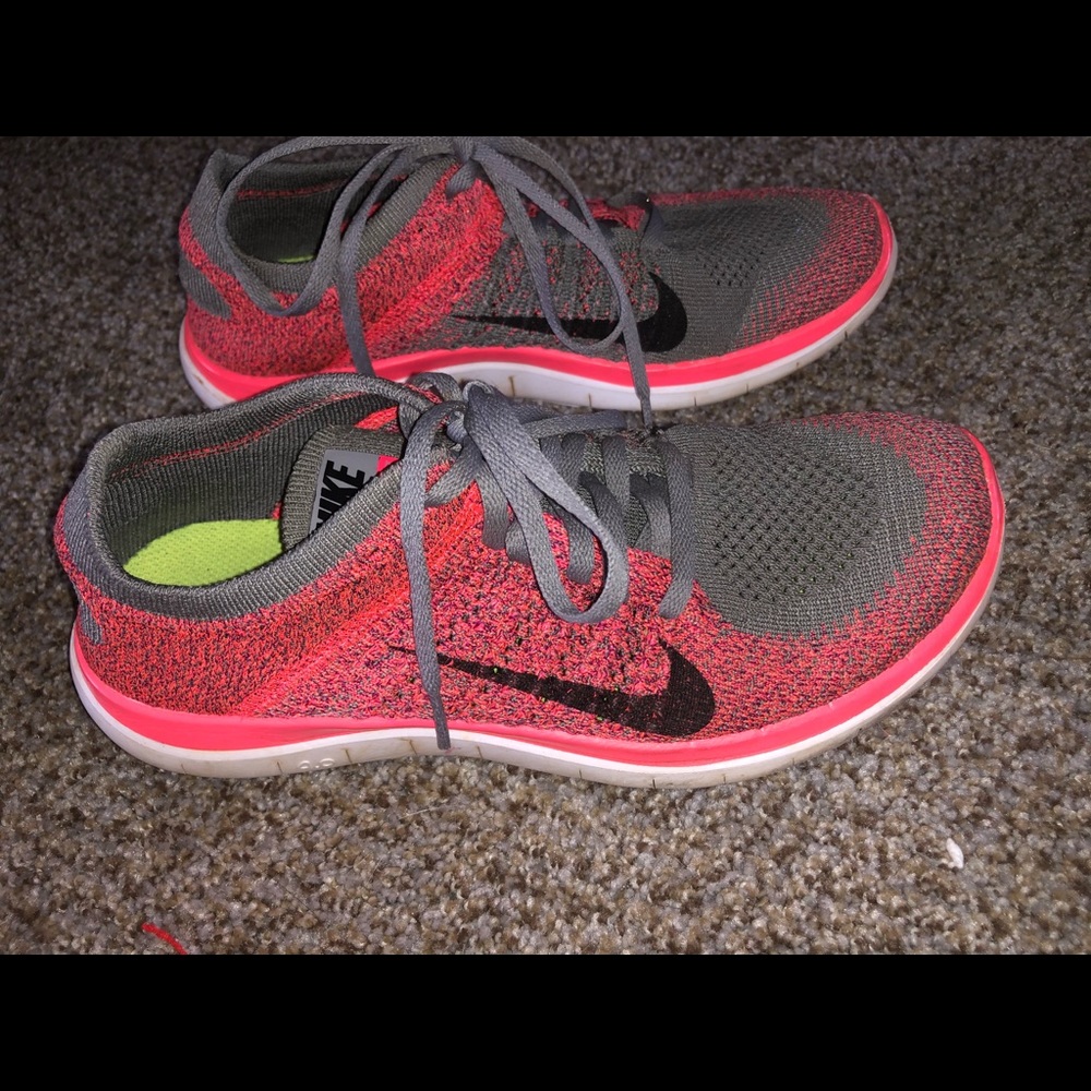 Nike Free 4.0 Flyknit Tennis Shoe